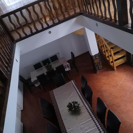 Villa Casa Raul Rucăr Exterior foto